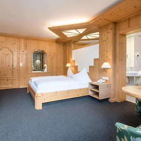 Ferien & Wellnesshotel Windschar 4*