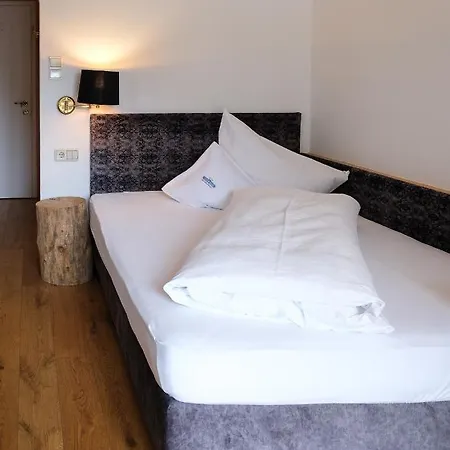 Ferien & Wellnesshotel Windschar Hotel Brunico