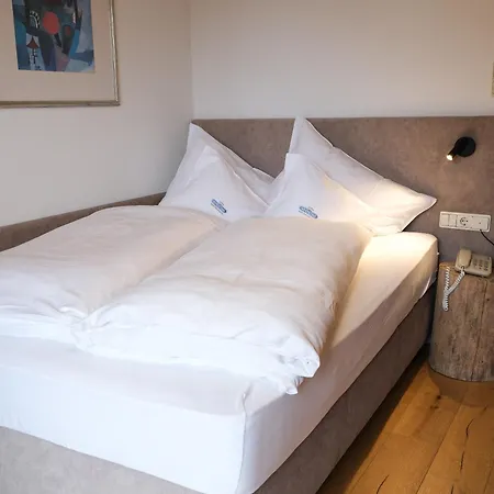 Hotel Ferien & Wellnesshotel Windschar Brunico