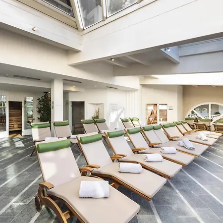 Ferien & Wellnesshotel Windschar 4* Brunico