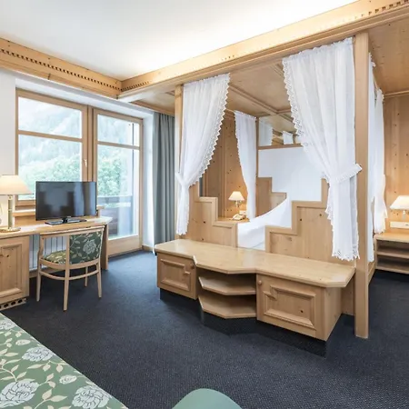Hotel Ferien & Wellnesshotel Windschar Brunico