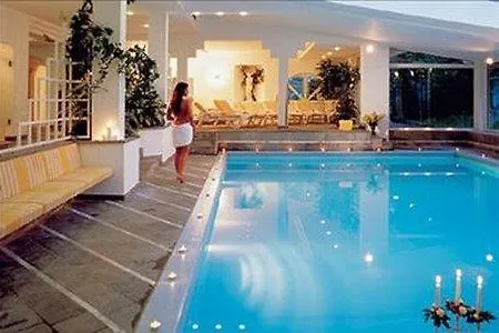 Ferien & Wellnesshotel Windschar 4* Brunico
